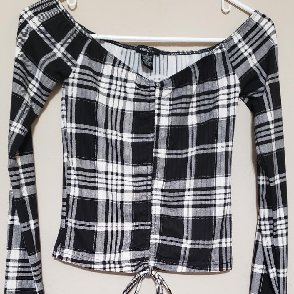 Rue21 size M